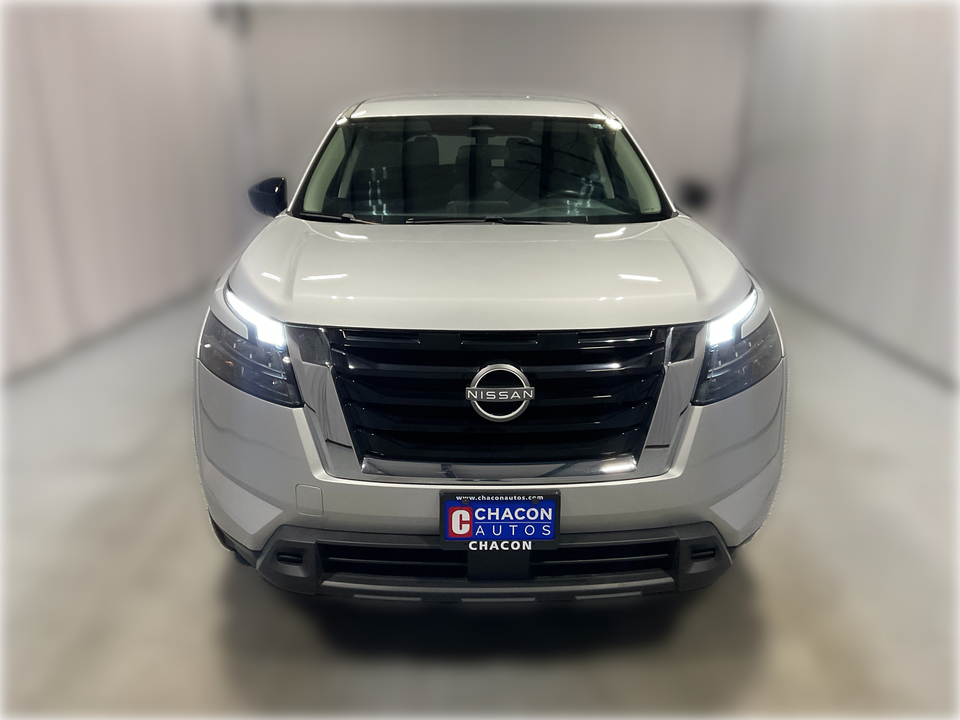 2024 Nissan Pathfinder S