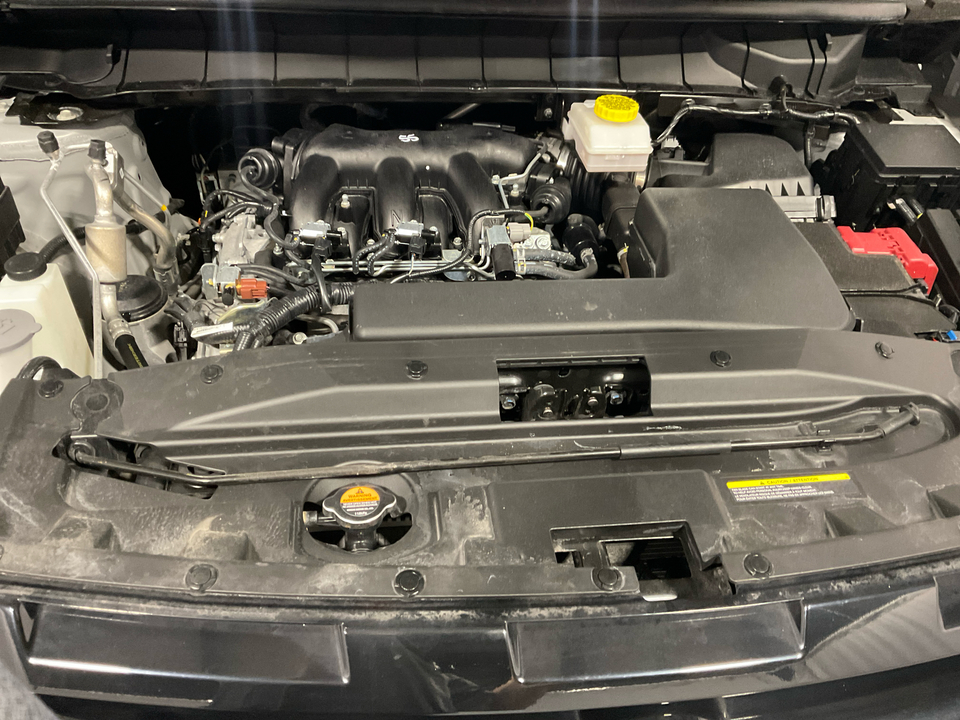 2024 Nissan Pathfinder S