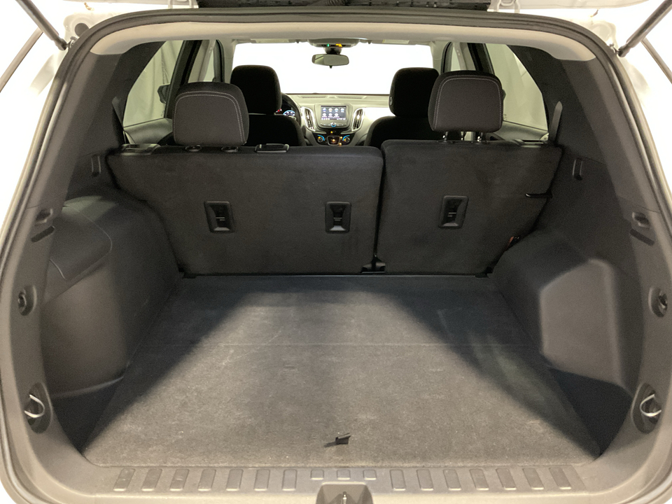 2022 Chevrolet Equinox LS 2WD