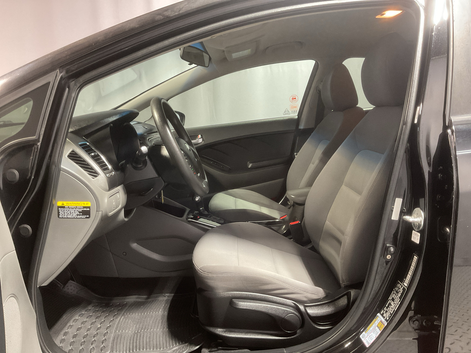 2018 Kia Forte LX 6A