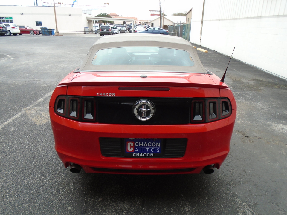 2013 Ford Mustang V6 Convertible