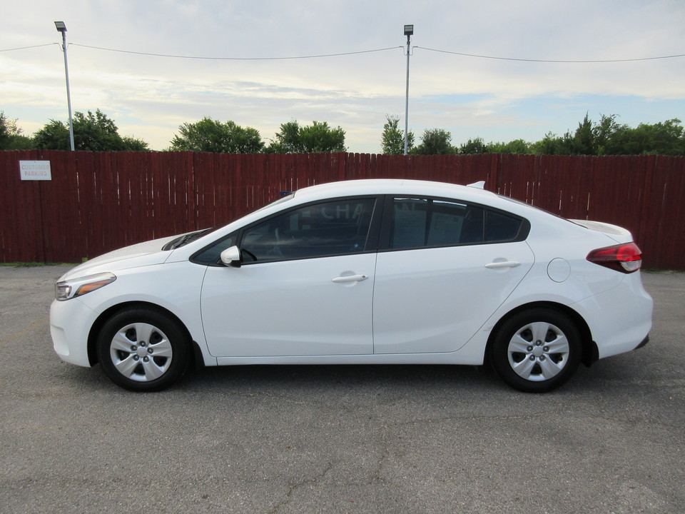 2018 Kia Forte LX 6A