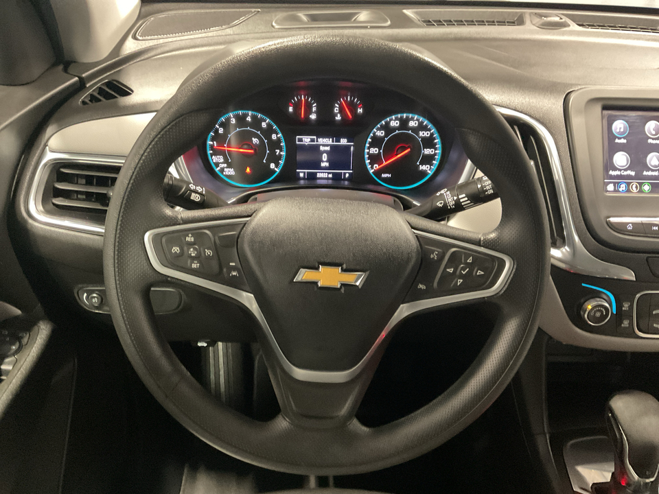 2022 Chevrolet Equinox LS 2WD