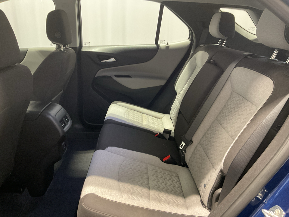 2022 Chevrolet Equinox LS 2WD
