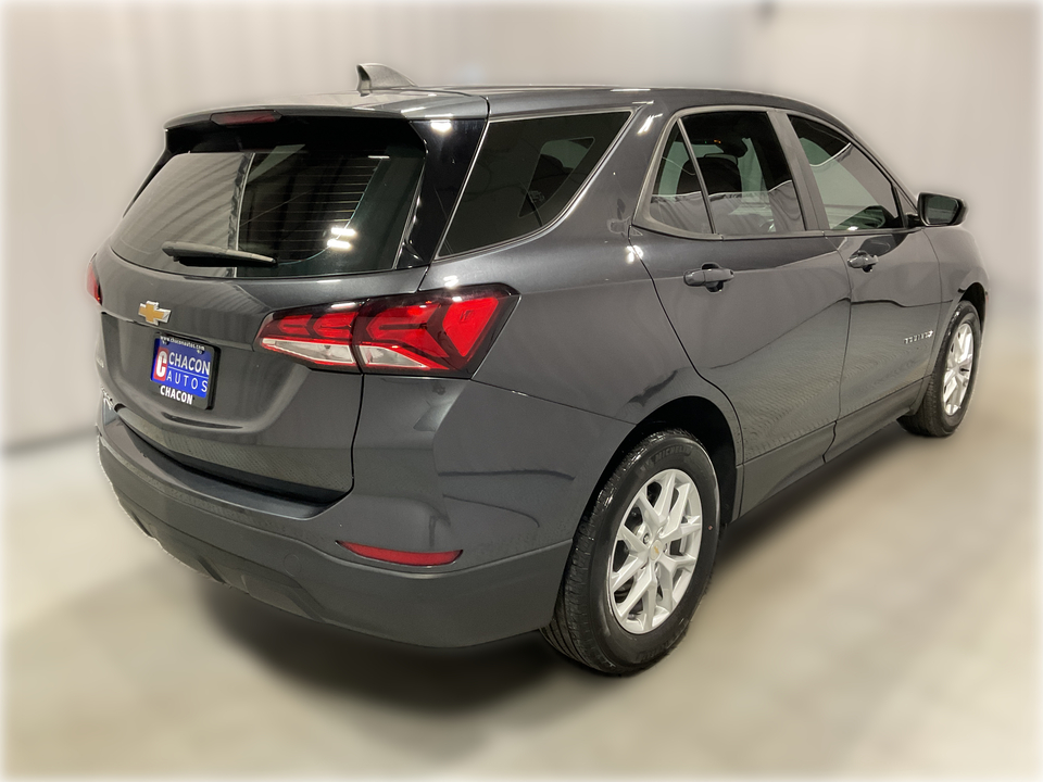 2022 Chevrolet Equinox LS 2WD