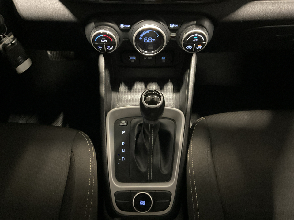 2023 Hyundai Venue SEL