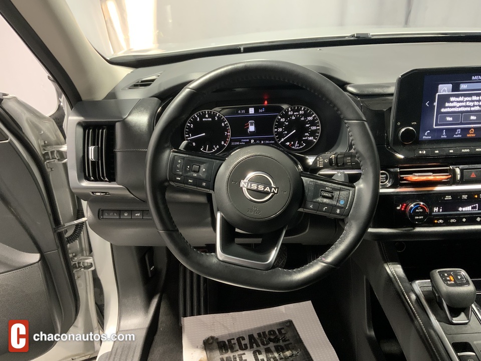 2023 Nissan Pathfinder SL