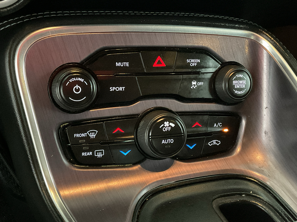 2018 Dodge Challenger SXT