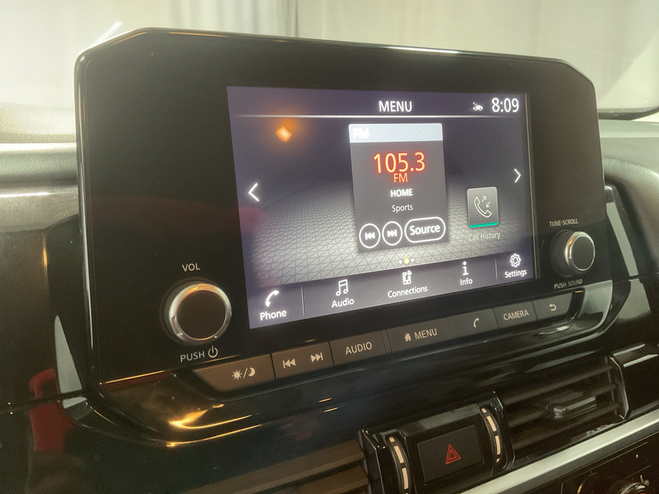 2024 Nissan Pathfinder SV 4WD