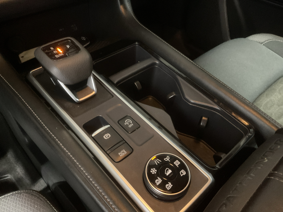 2024 Nissan Pathfinder SV 4WD