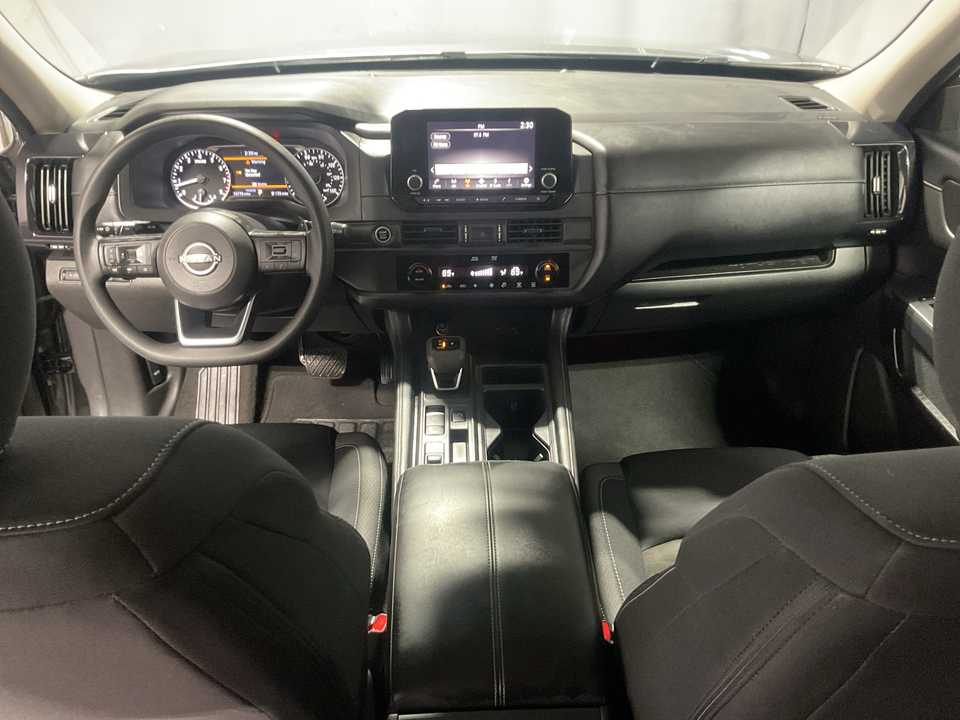 2024 Nissan Pathfinder S