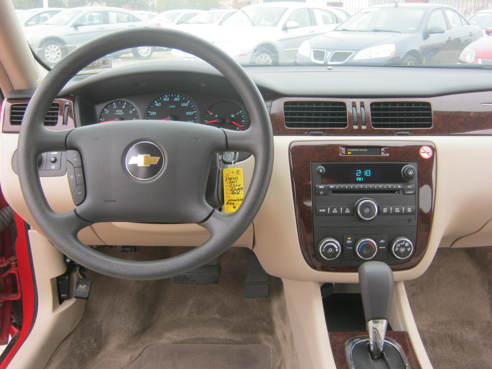 2011 Chevrolet Impala LS