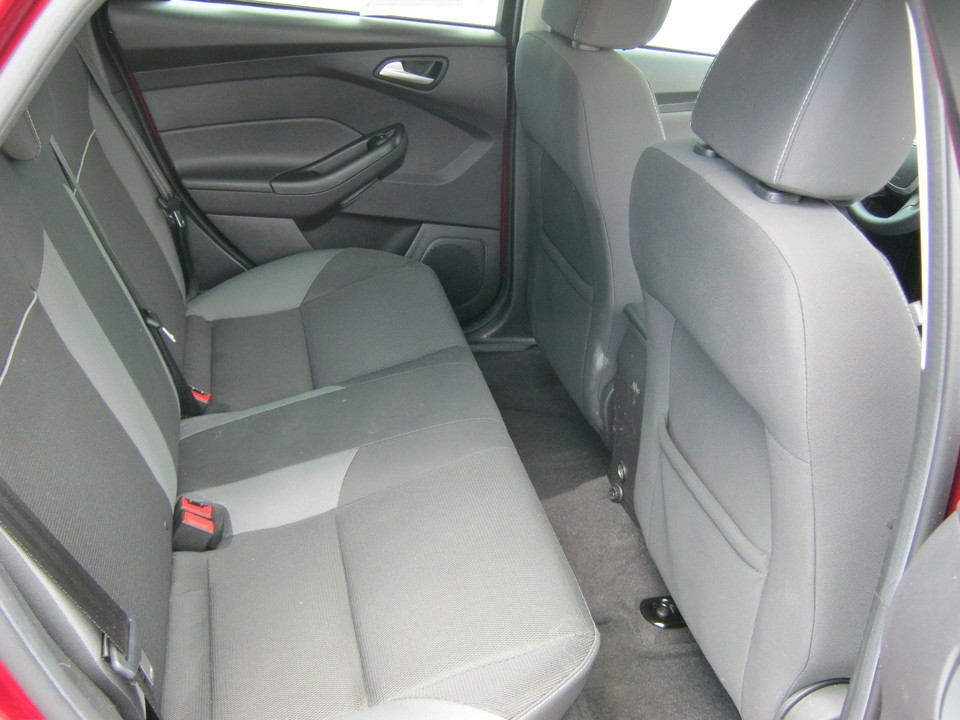 2014 Ford Focus SE Sedan