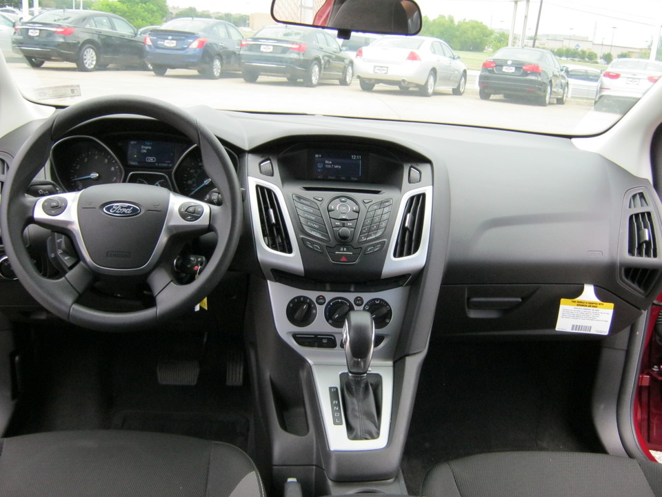 2014 Ford Focus SE Sedan