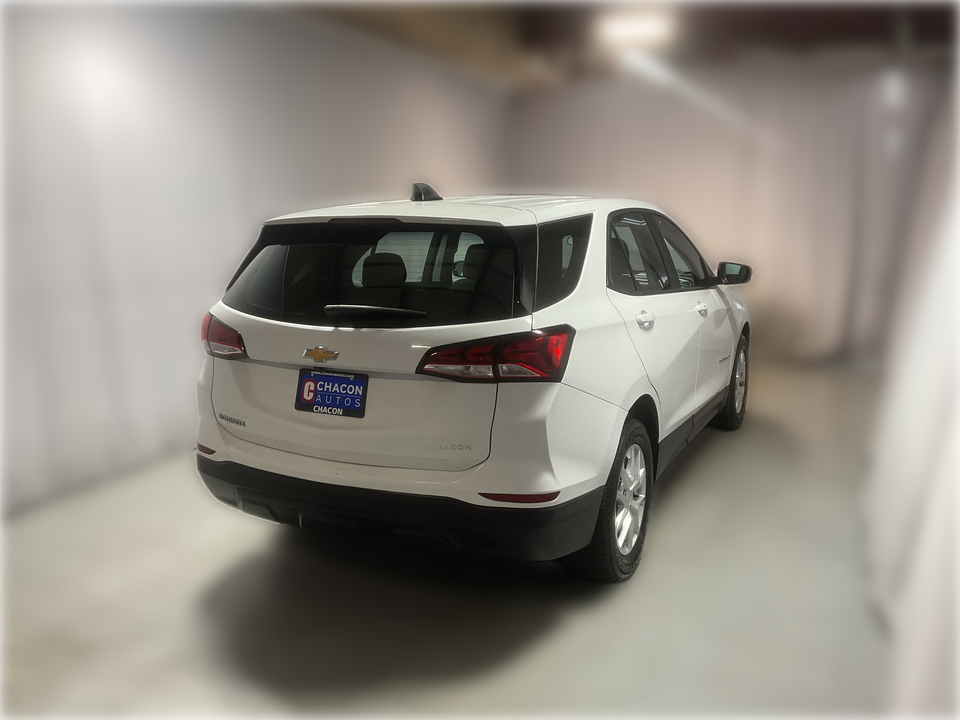 2022 Chevrolet Equinox LS 2WD