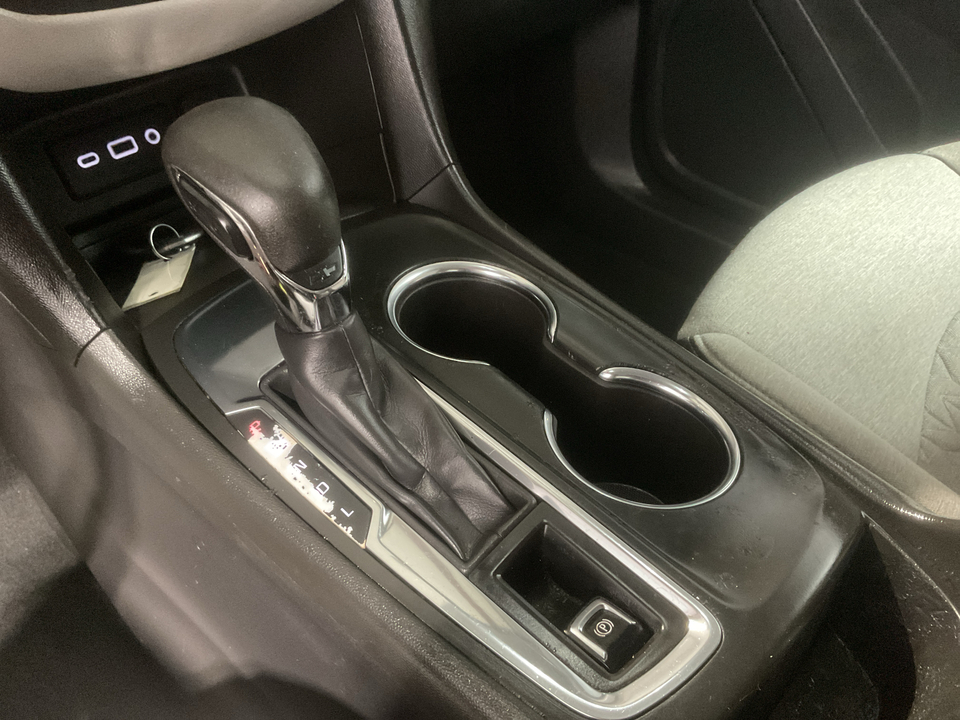 2022 Chevrolet Equinox LS 2WD