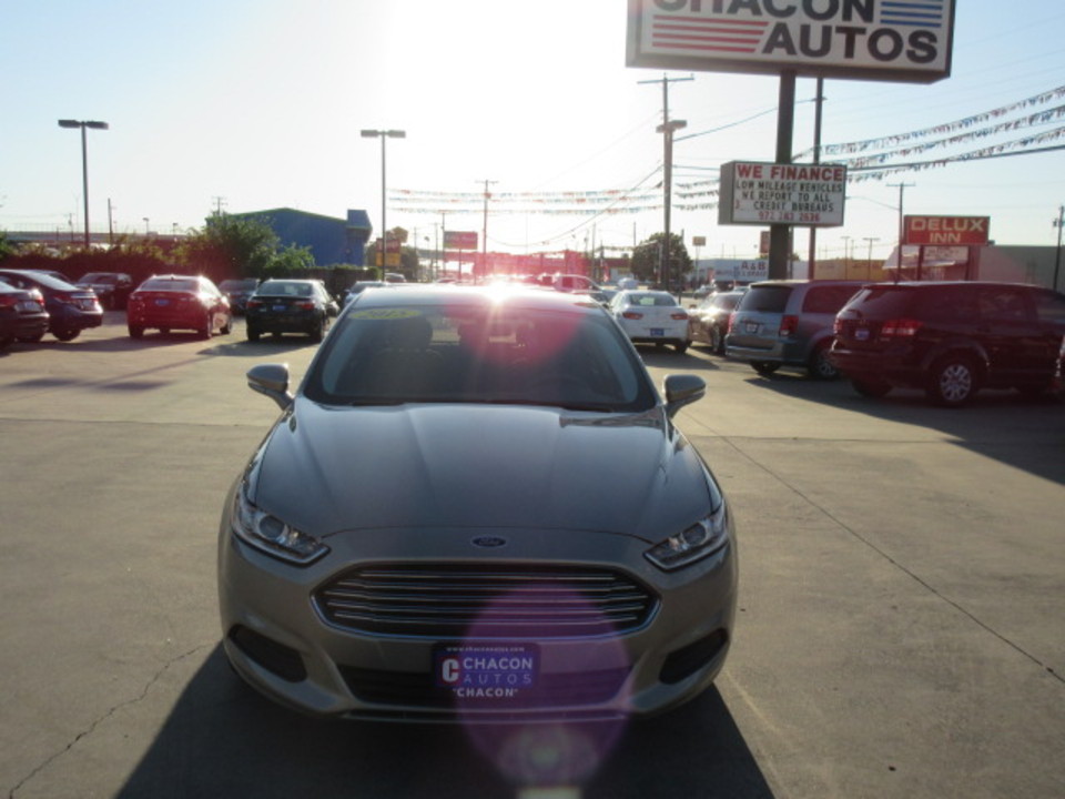 2015 Ford Fusion SE