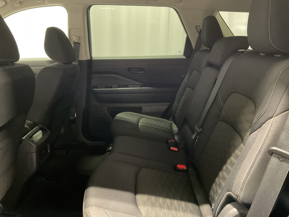 2023 Nissan Pathfinder SV