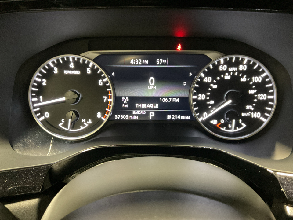 2023 Nissan Pathfinder SV