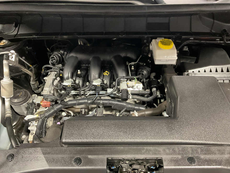 2023 Nissan Pathfinder SV