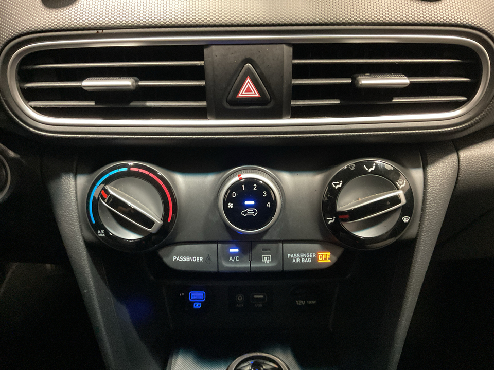 2019 Hyundai Kona SEL w/Contrast Roof