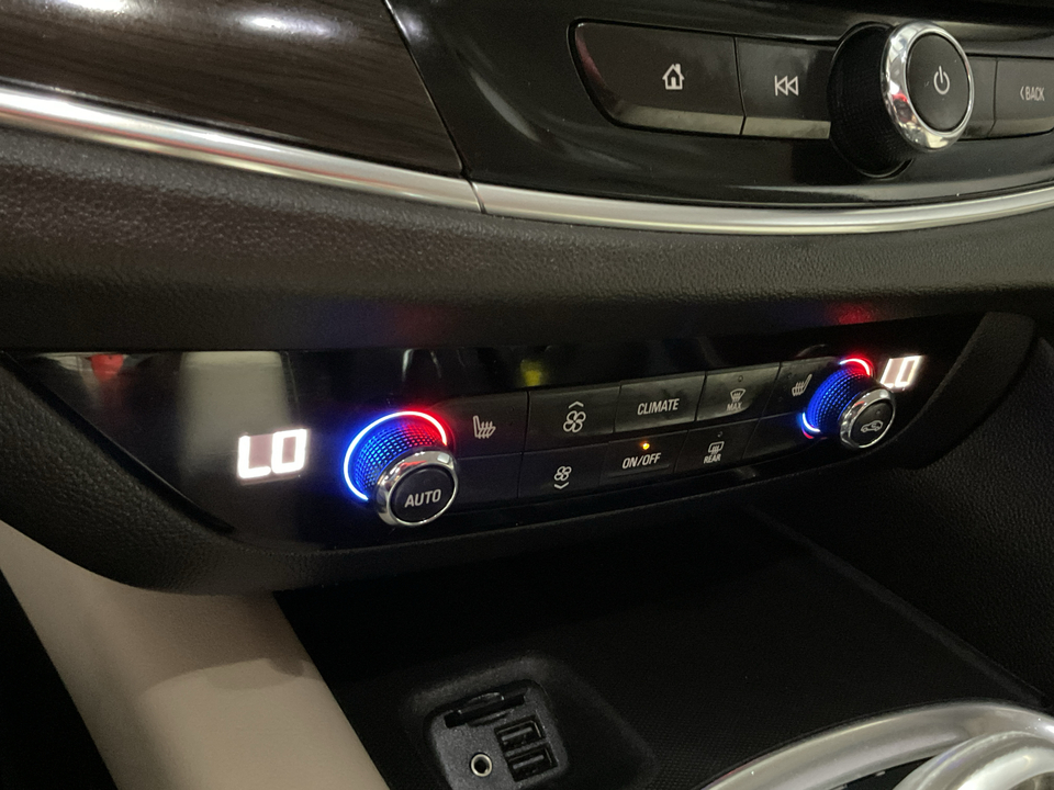 2020 Buick Enclave Essence FWD
