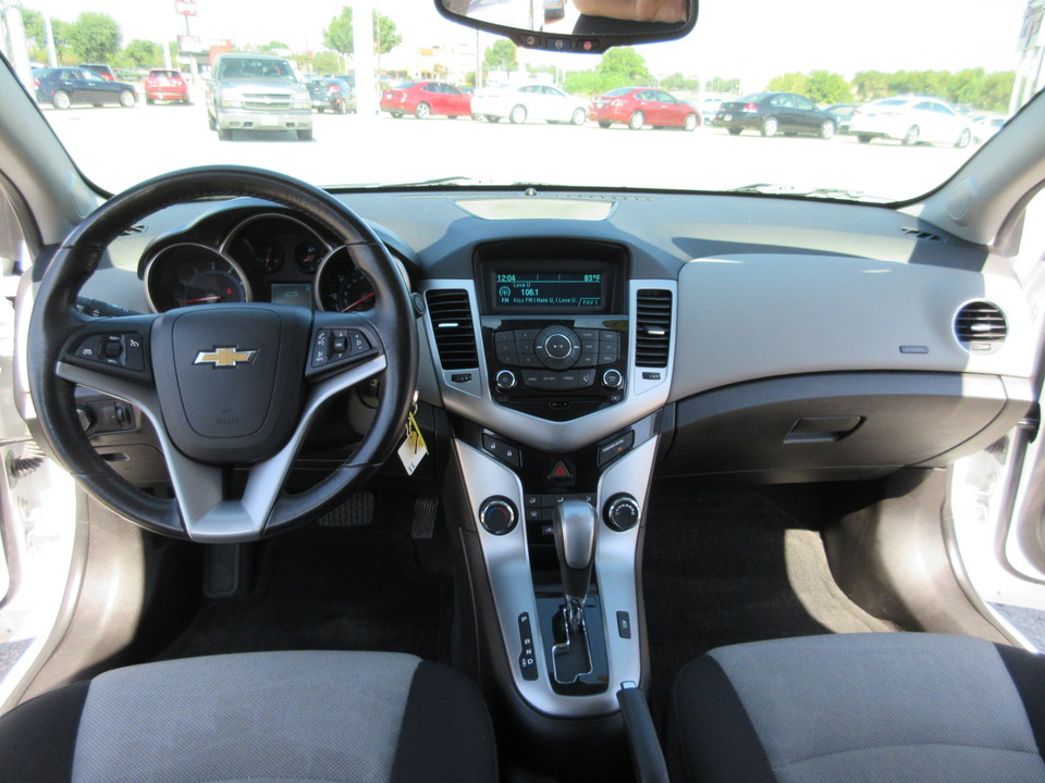 2014 Chevrolet Cruze LS Auto