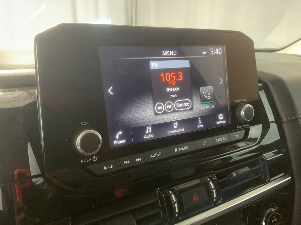 2024 Nissan Pathfinder SV 4WD