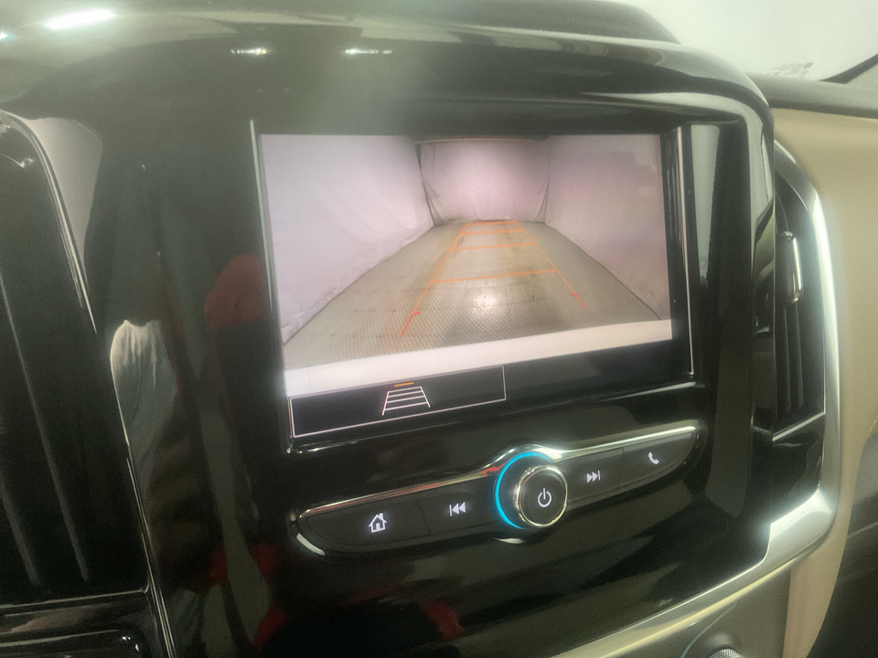 2023 Chevrolet Traverse LS FWD