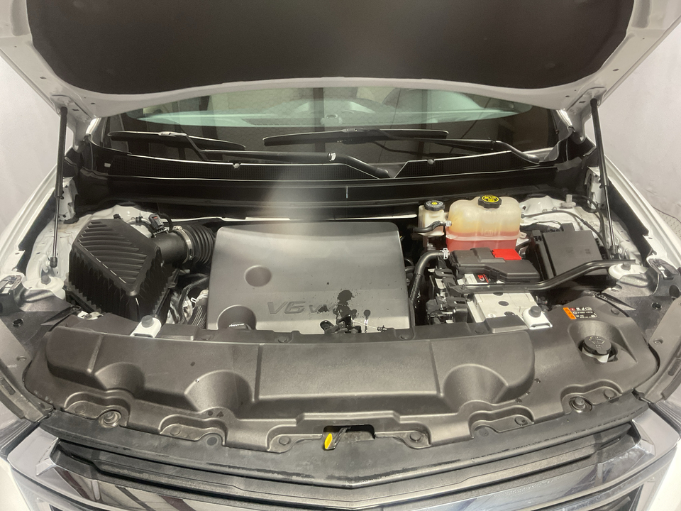 2023 Chevrolet Traverse LS FWD