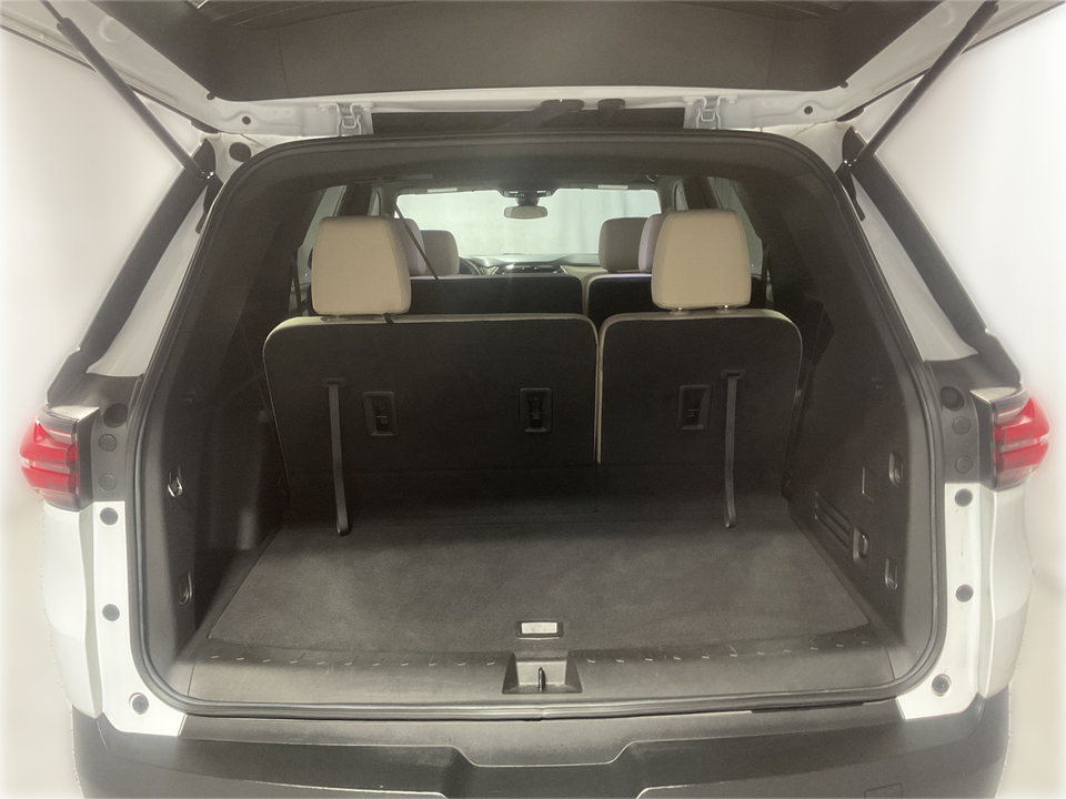 2023 Chevrolet Traverse LS FWD