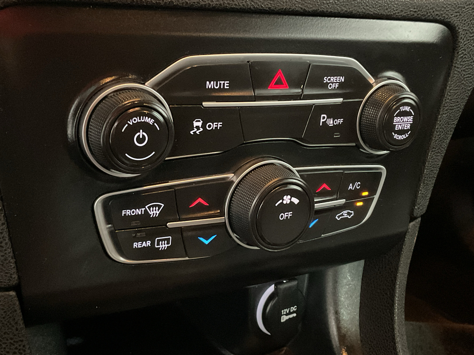 2022 Dodge Charger SXT