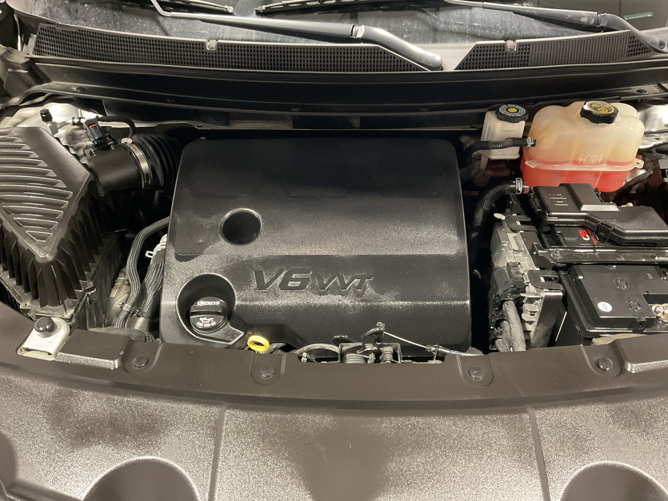 2021 Chevrolet Traverse LS FWD