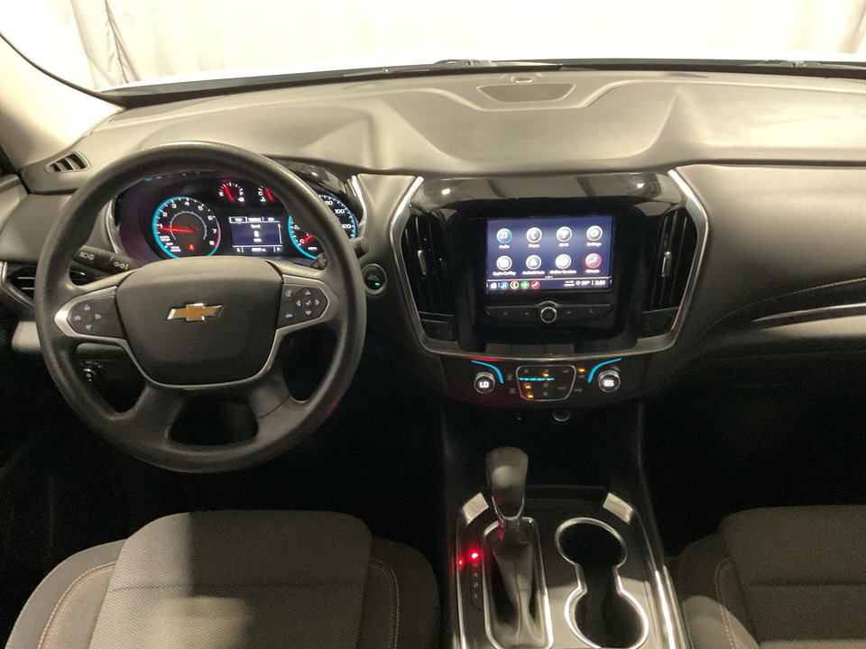 2021 Chevrolet Traverse LS FWD