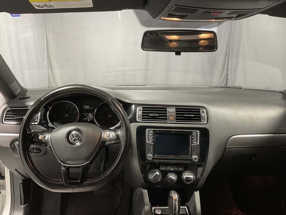 2016 Volkswagen Jetta SE 6A