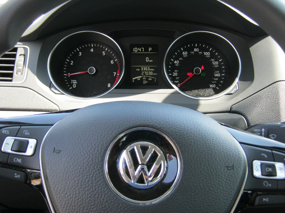 2016 Volkswagen Jetta SE 6A