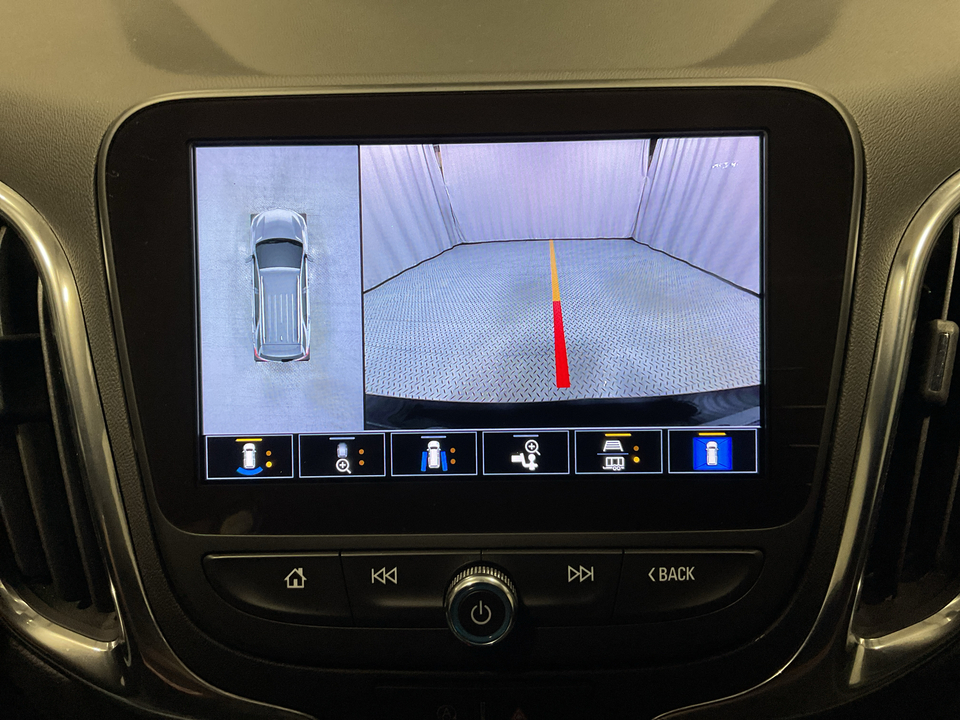 2022 Chevrolet Equinox LT 2WD