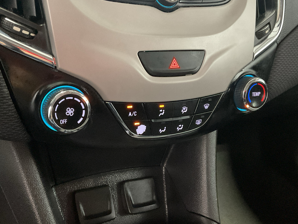 2017 Chevrolet Cruze LS Auto