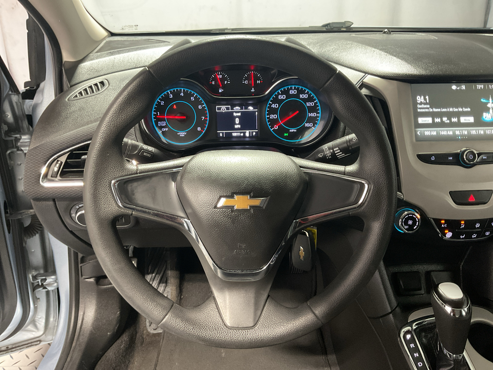2017 Chevrolet Cruze LS Auto