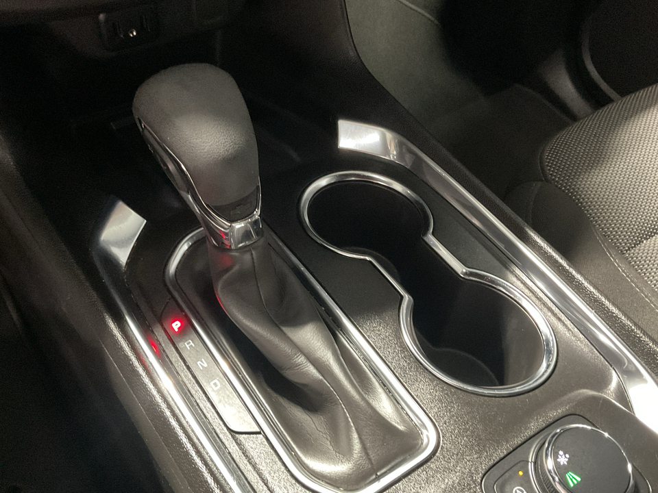 2023 Chevrolet Traverse LT Cloth FWD