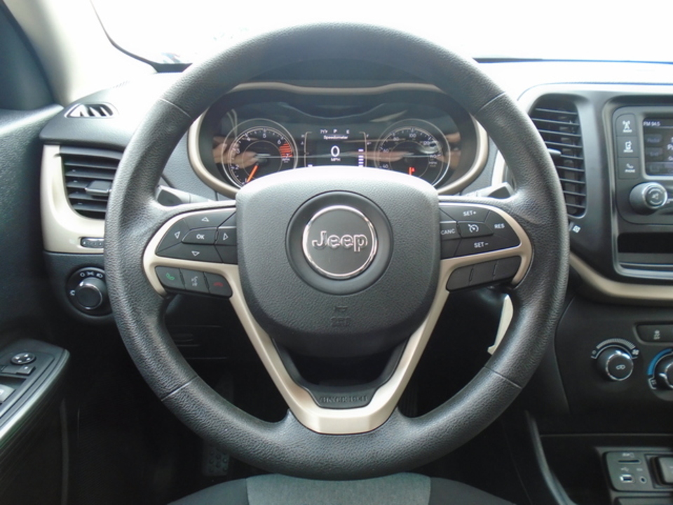 2016 Jeep Cherokee Sport FWD