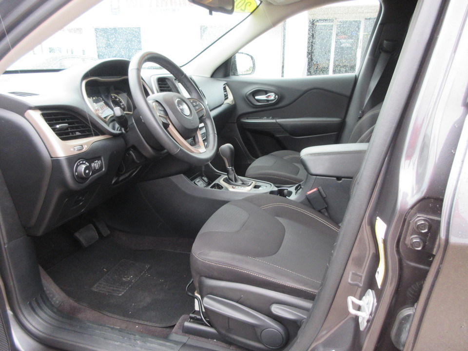 2016 Jeep Cherokee Latitude FWD