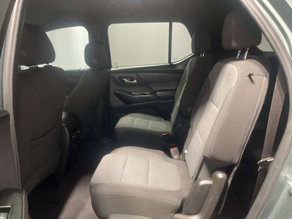 2023 Chevrolet Traverse LT Cloth FWD