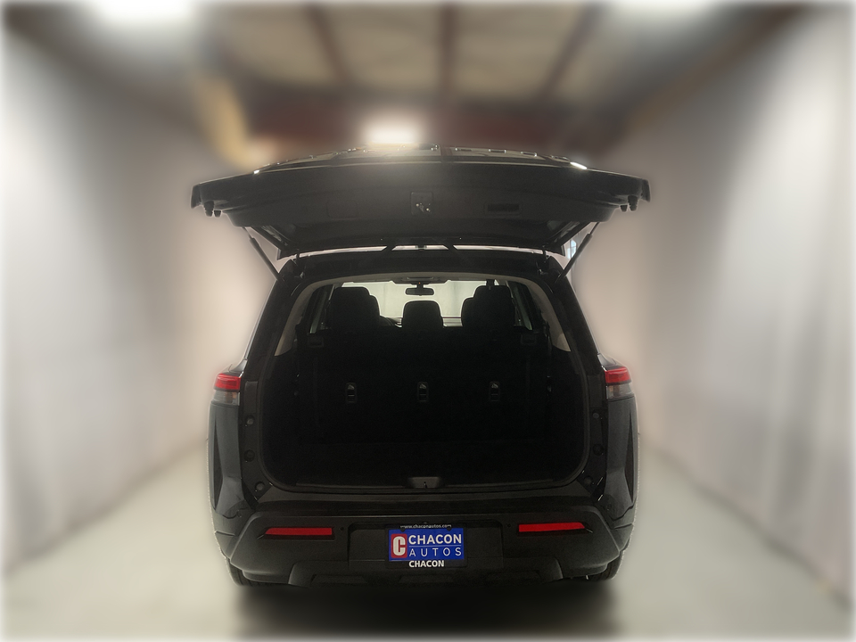2023 Nissan Pathfinder S