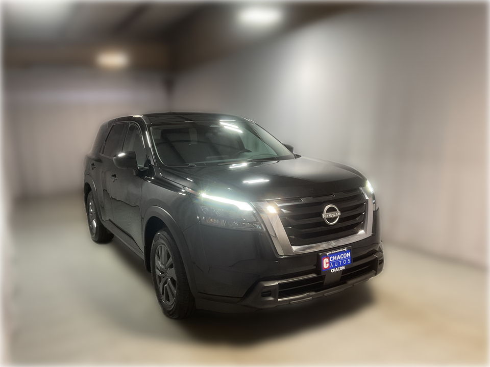 2023 Nissan Pathfinder S
