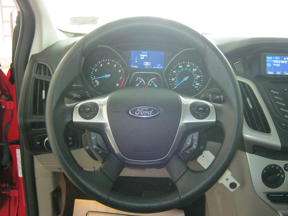 2013 Ford Focus SE Sedan