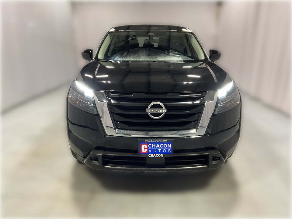 2023 Nissan Pathfinder S