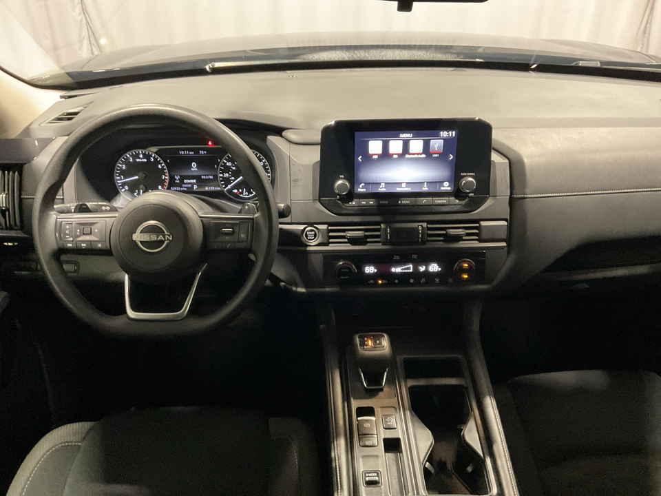 2023 Nissan Pathfinder S