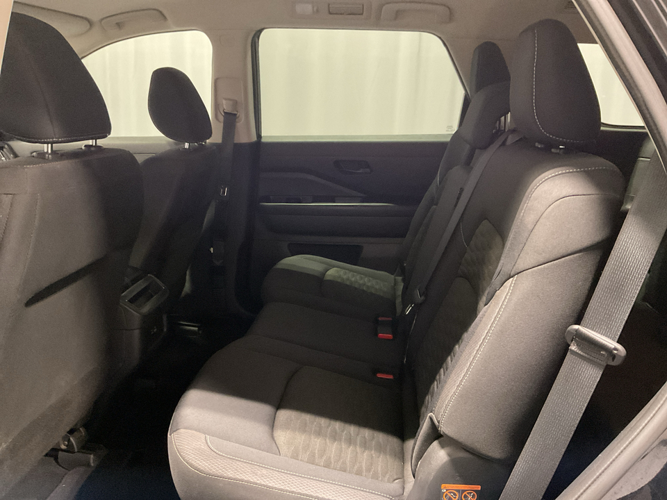 2023 Nissan Pathfinder S