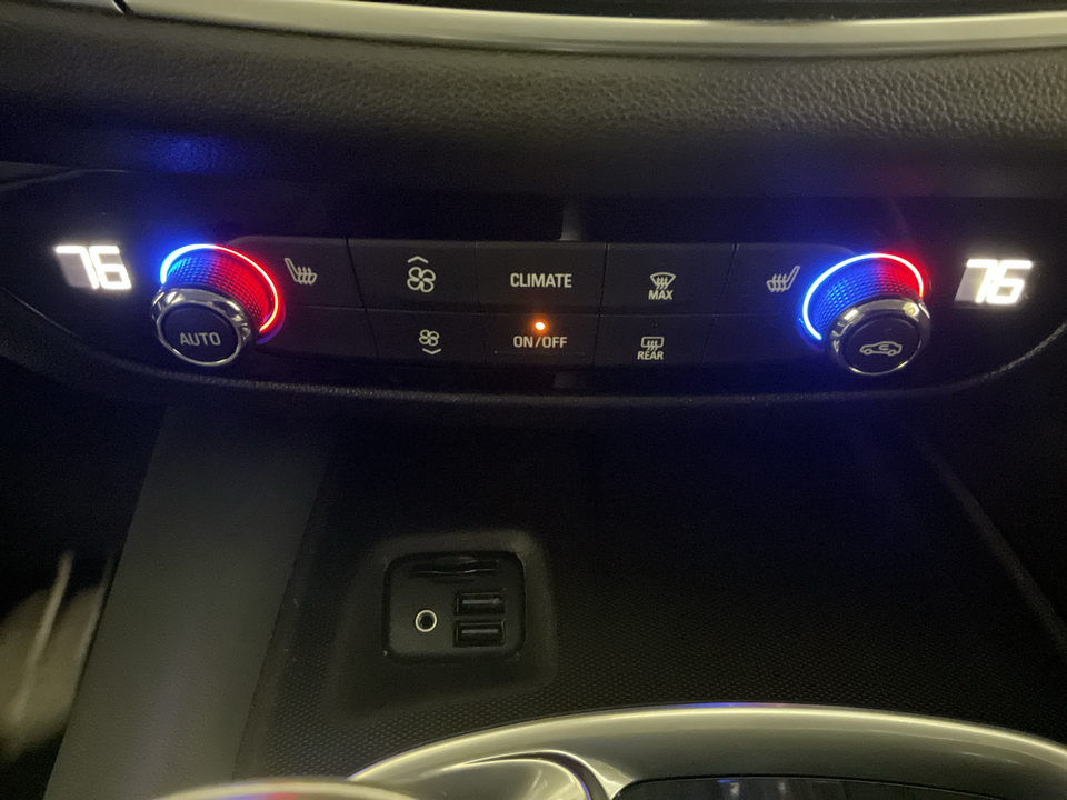 2021 Buick Enclave Essence FWD